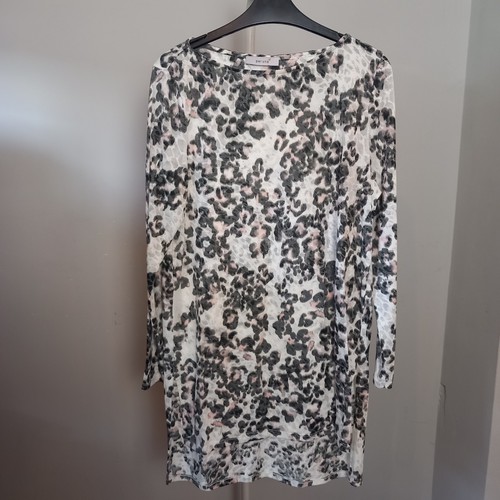 Black white top shirt - m&s,