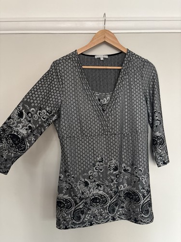 Per una grey floral - per,